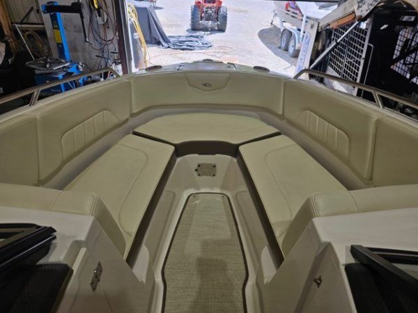 Used 2017  powered Chaparral Boat for sale